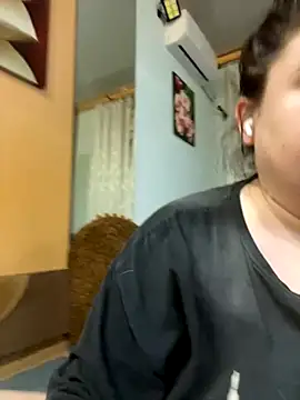 Snapshot of DazzzlingDame chatting on 1, 11, 2025 DazzzlingDame online show from 1, 11, 2025