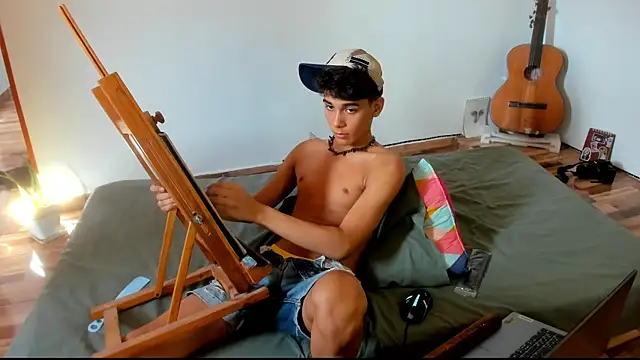 AliottTwink online show from 4, 11, 2025