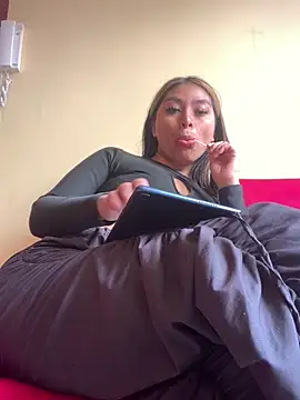 SweetSophie26 online show from 10, 9, 2025