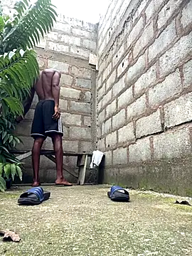 Makemecum634941 online show from 13, 11, 2025