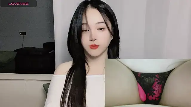 woaiqinqin online show from 21, 10, 2025