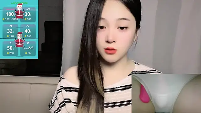 woaiqinqin online show from 19, 4, 2026