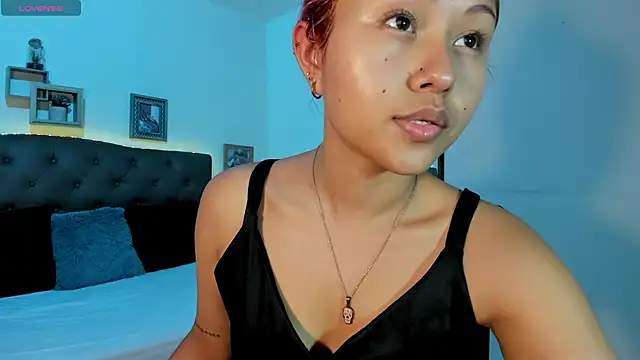 Snapshot of MAYASMITH__ chatting on 23, 6, 2026 MAYASMITH online show from 23, 6, 2026