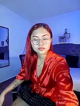 MAYASMITH   online show from 6, 2, 2026