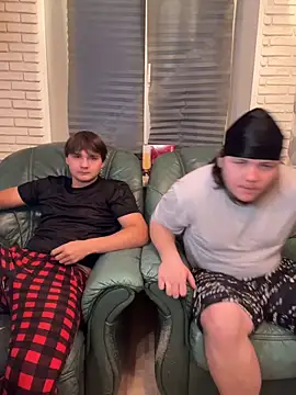 desiredude9 online show from 15, 12, 2025