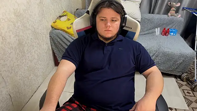 desiredude9 online show from 2, 10, 2025