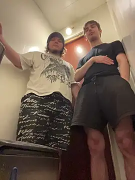 desiredude9 online show from 17, 2, 2026