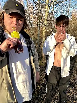 desiredude9 online show from 25, 10, 2025