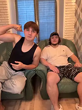 desiredude9 online show from 4, 12, 2025