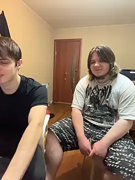 desiredude9 online show from 8, 3, 2026