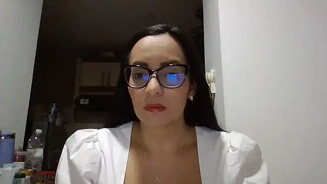 Snapshot of sarita_star chatting on 24, 6, 2026 sarita star online show from 24, 6, 2026