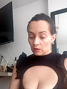 Snapshot of sarita_star chatting on 28, 10, 2025 sarita star online show from 28, 10, 2025