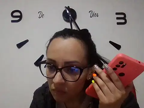 Snapshot of sarita_star chatting on 28, 11, 2025 sarita star online show from 28, 11, 2025