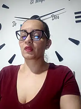 Snapshot of sarita_star chatting on 11, 11, 2025 sarita star online show from 11, 11, 2025