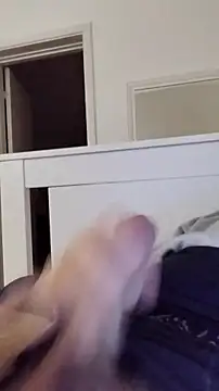 Snapshot of NewJoiner chatting on 15, 11, 2025 NewJoiner online show from 15, 11, 2025