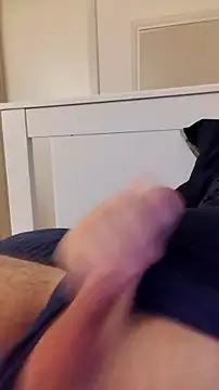 Snapshot of NewJoiner chatting on 22, 11, 2025 NewJoiner online show from 22, 11, 2025