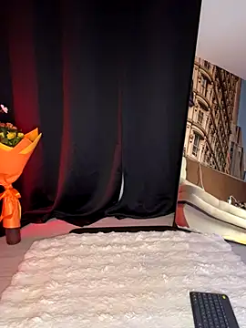 AubrieleRouj1 online show from 14, 11, 2025