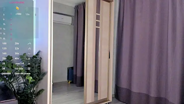 SaraShine  online show from 7, 10, 2025