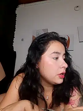 Yuli-27 online show from 27, 10, 2025