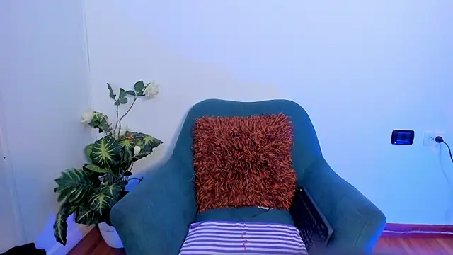 MilenaCrown online show from 19, 11, 2025