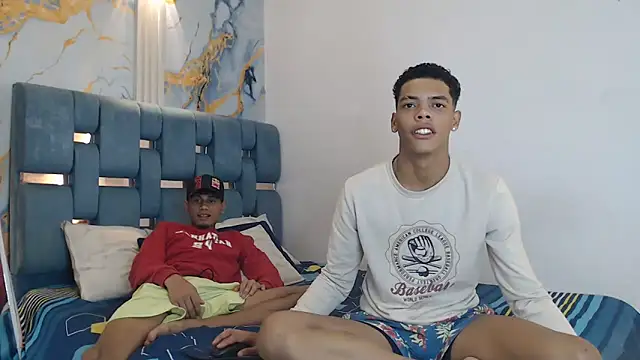 PRETTY FEM online show from 15, 2, 2026