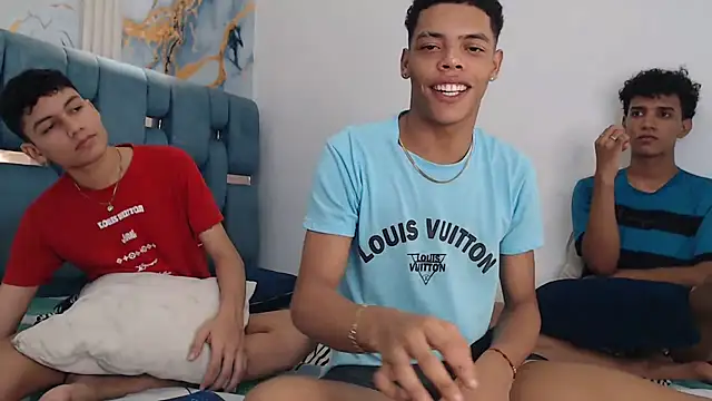 PRETTY FEM online show from 19, 3, 2026