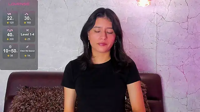 Snapshot of Georgina_Ferri_ chatting on 21, 10, 2025 Georgina Ferri online show from 21, 10, 2025