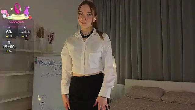 CarollSmithh online show from 5, 10, 2025