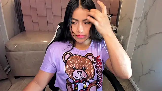 Snapshot of Victoria_b_ chatting on 9, 10, 2025 Victoria b online show from 9, 10, 2025