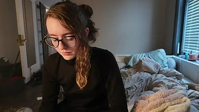 knottybunny online show from 8, 11, 2025