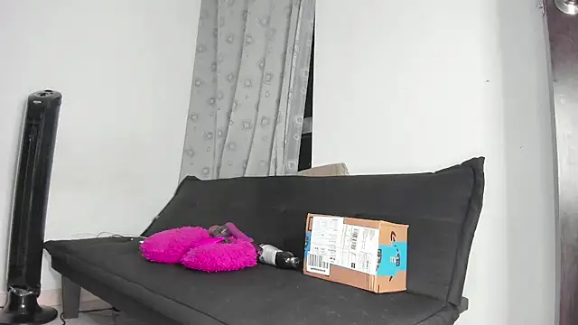 mila dash online show from 23, 10, 2025