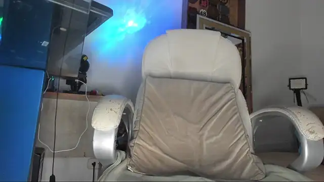 mila dash online show from 18, 11, 2025