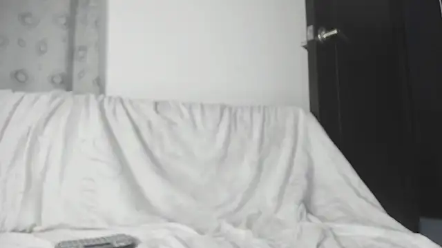 mila dash online show from 29, 11, 2025