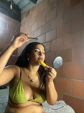 Snapshot of Jessyivonne chatting on 24, 9, 2025 Jessyivonne online show from 24, 9, 2025