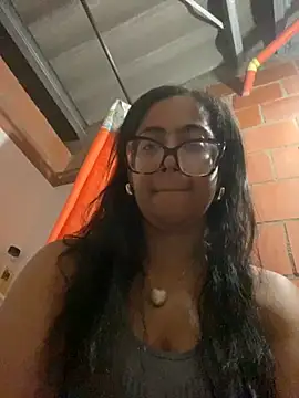 Snapshot of Jessyivonne chatting on 22, 9, 2025 Jessyivonne online show from 22, 9, 2025