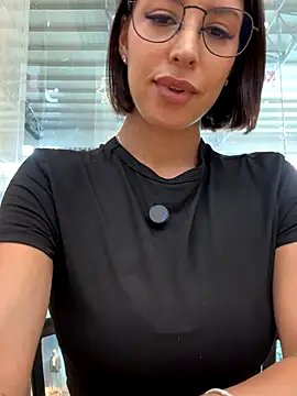 luvely online show from 19, 11, 2025