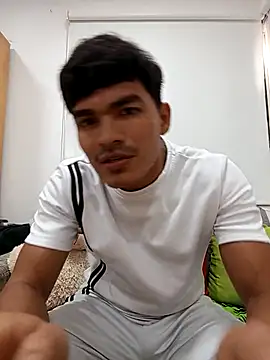 Snapshot of caspinth chatting on 14, 10, 2025 caspinth online show from 14, 10, 2025
