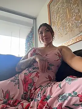 Sarahlove 90 online show from 19, 10, 2025