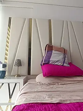 Sarahlove 90 online show from 17, 4, 2026