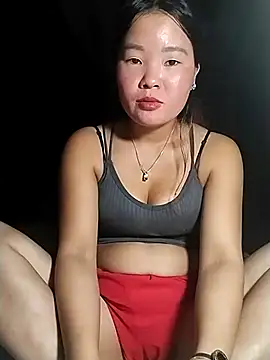 Snapshot of lylylove chatting on 19, 7, 2026 lylylove online show from 19, 7, 2026