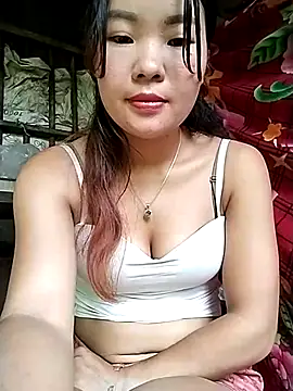 lylylove online show from 16, 9, 2025