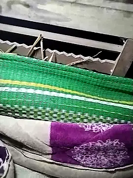 lylylove online show from 18, 4, 2026