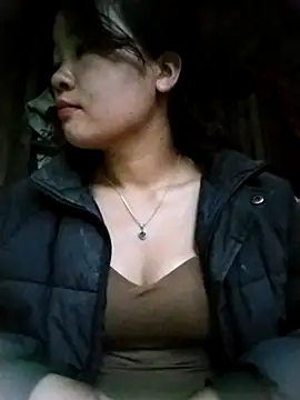 lylylove online show from 9, 9, 2025