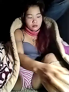 lylylove online show from 21, 12, 2025