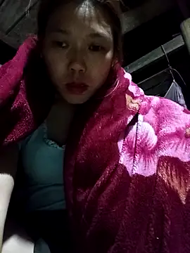 Ngocmi909 online show from 18, 12, 2025