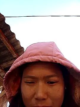 Ngocmi909 online show from 26, 11, 2025