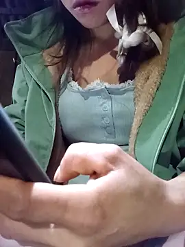 Ngocmi909 online show from 14, 12, 2025