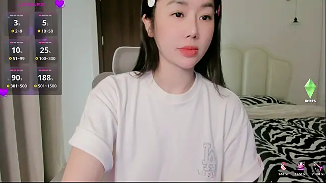 Snapshot of strawberry-ni chatting on 6, 11, 2025 strawberry-ni online show from 6, 11, 2025