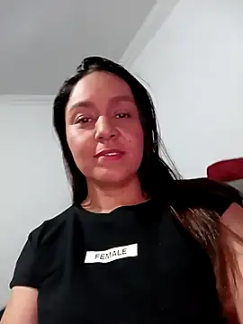 Snapshot of Ivony_twink chatting on 16, 10, 2025 Ivony twink online show from 16, 10, 2025