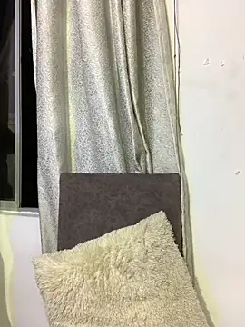 Kylie Patrick online show from 4, 11, 2025